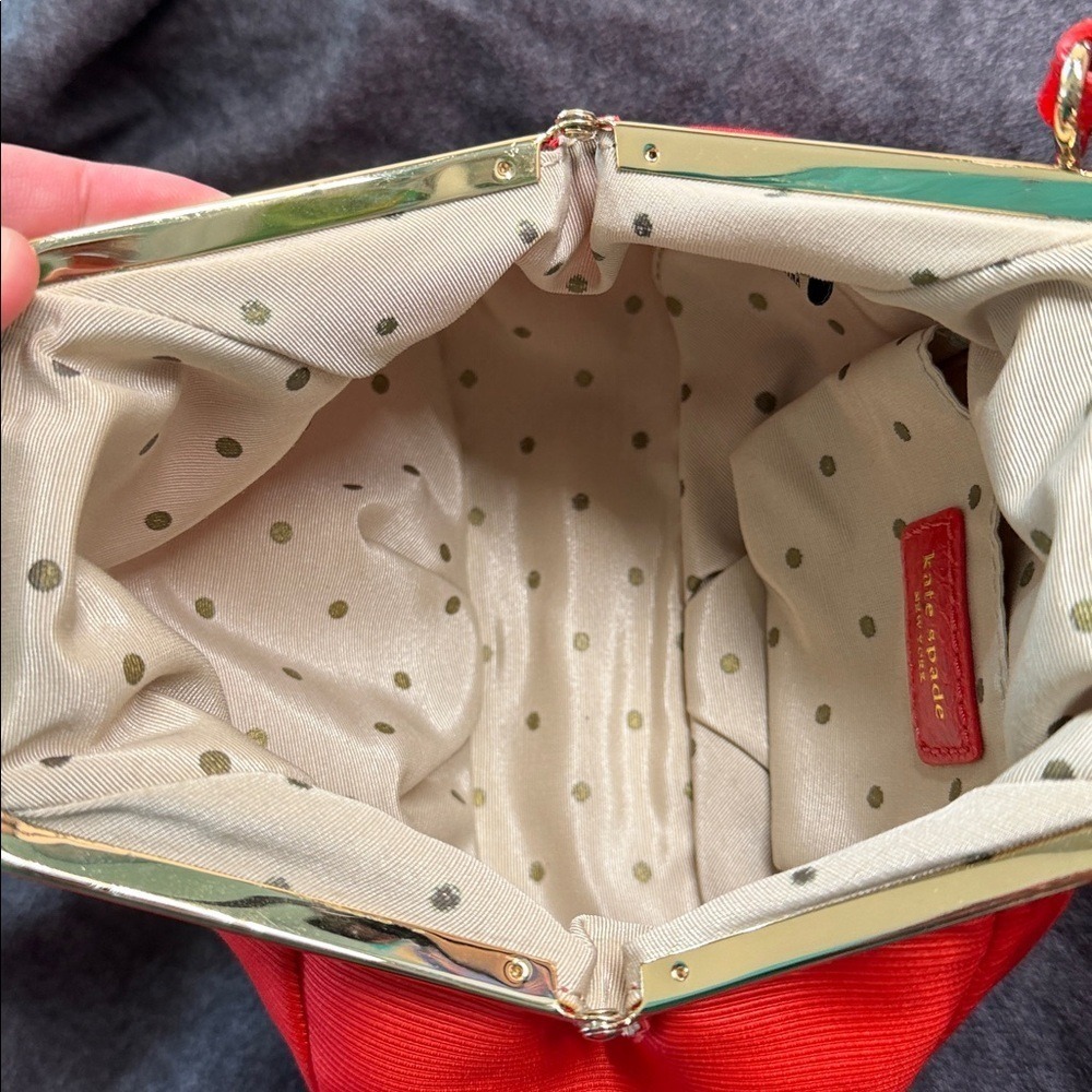Kate Spade New York Red Ribbed Kiss Lock Clutch Evening Bag - Picture 7 of 15